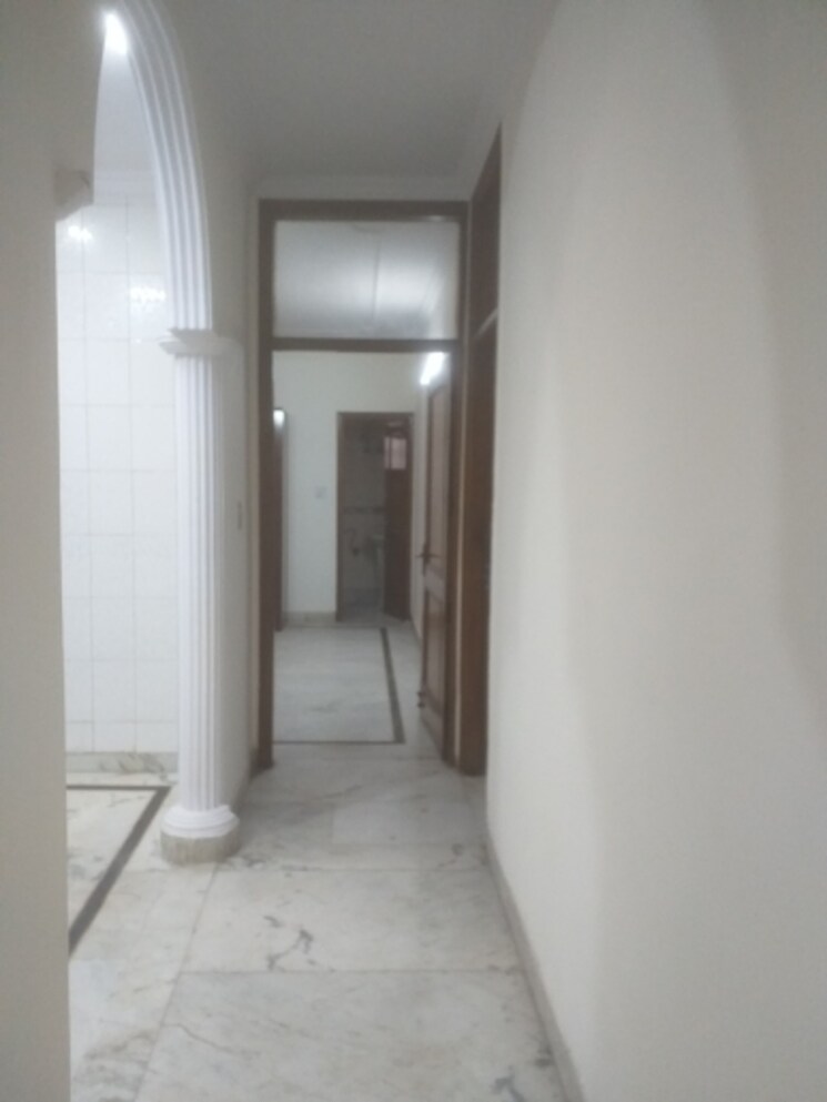 undefined, new rajinder nagar 3 Bedroom 1650 Sq.Ft. Builder Floor In New Rajinder Nagar Delhi 8946012