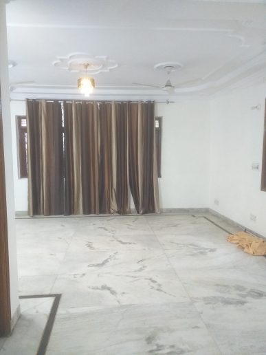 3 BHK + Pooja Room,Study Room,Extra Room Builder Floor For Rent in New Rajinder Nagar