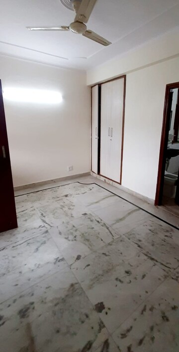 3 BHK Apartment For Rent in Sector 6 Dwarka