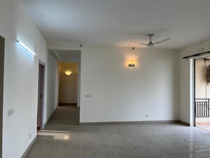 Room in 3 BHK Apartment at Central Park II-Bellevue, Sector 48 – for Sale