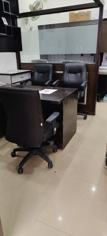 Team Area in  Office Space at Ansal Sushant Shopping Arcade, Sector 27 – for Rent