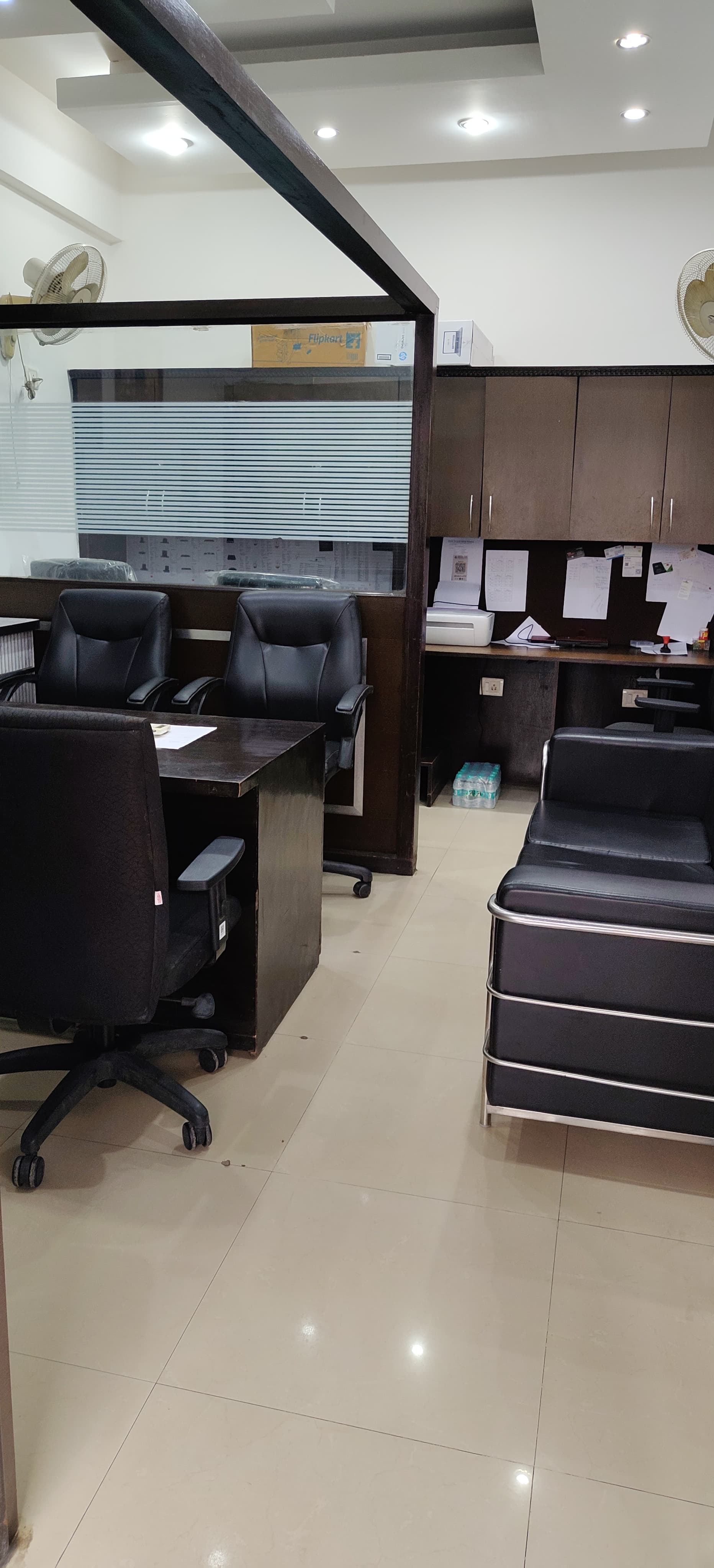 Office Space For Rent in Ansal Sushant Shopping Arcade