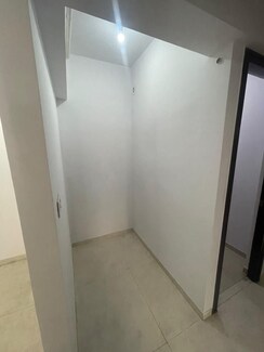 1.5 BHK + Pooja Room Apartment For Sale in Lodha Palava Downtown