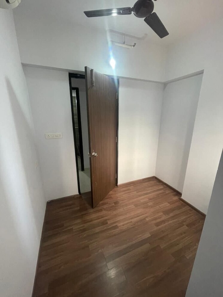 Room, lodha-palava-downtown 1.5 Bedroom 580 Sq.Ft. Apartment In Dombivli East Thane 8946043