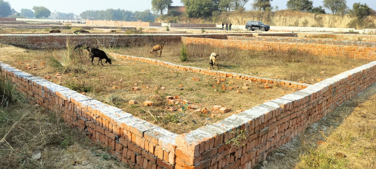 Plot For Sale in Varanasi Cantt