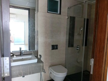 Bathroom in 3 BHK Apartment at Lokhandwala Minerva Mahalaxmi, Mahalaxmi – for Sale