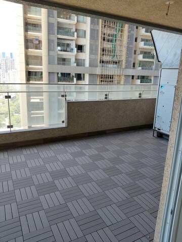 Balcony in 3 BHK Apartment at Lokhandwala Minerva Mahalaxmi, Mahalaxmi – for Sale