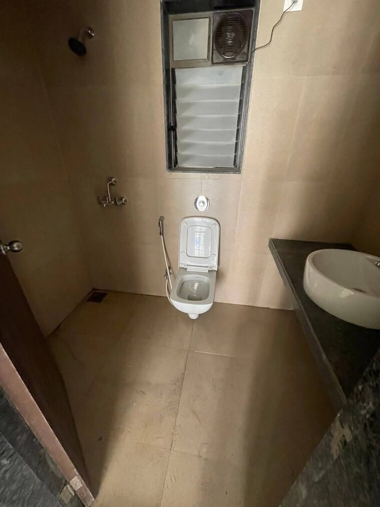 Bathroom, lodha-codename-premier 2 Bedroom 656 Sq.Ft. Apartment In Dombivli East Thane 8946102