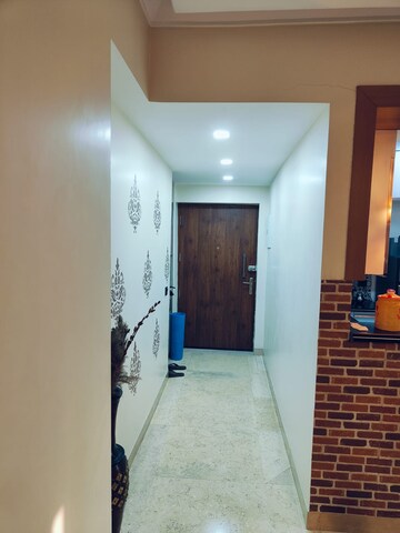 Building Lobby in 3 BHK Apartment at Unitech Fresco, Sector 50 – for Rent