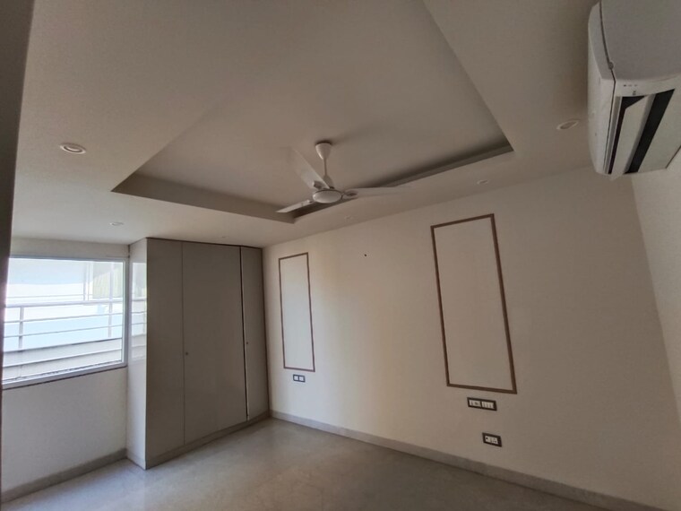 Room, ansal-sushant-apartments 3 Bedroom 300 Sq.Yd. Builder Floor In Sushant Lok I Gurgaon 8946162