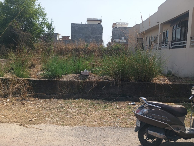 Plot For Sale in Neetu Properties 