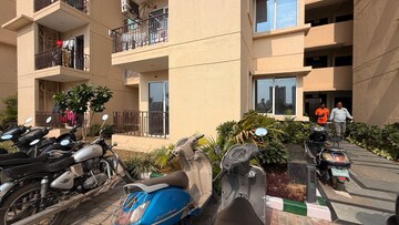 Gym in 2 BHK Apartment at Signature Orchard Avenue 2, Sector 93 – for Rent