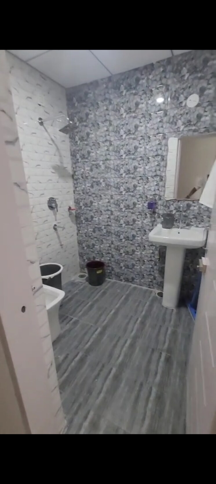 Bathroom, ambala highway 1 RK 560 Sq.Ft. Apartment In Ambala Highway Zirakpur 8946230