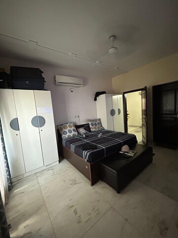 Bedroom in 3 BHK Builder Floor at Surya CGHS, Sector 43 – for Rent