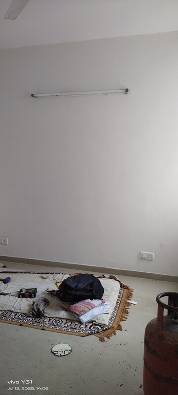 Furnished Amenities in 2 BHK Apartment at Mahagun Mywoods, Sector 16c Greater Noida – for Rent