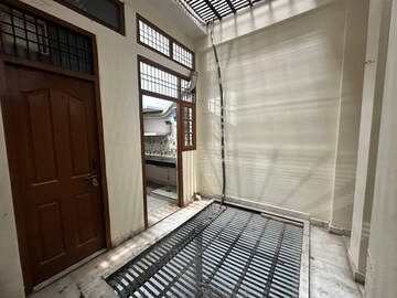 Balcony in 1.5 BHK Independent House at Gomti Nagar – for Rent