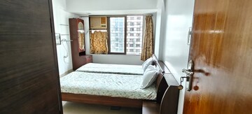 Bedroom in 2 BHK Apartment at Goyal Green Woods, Andheri East – for Rent