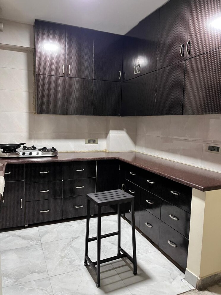 Kitchen, lajpat nagar i 2 Bedroom 900 Sq.Ft. Builder Floor In Lajpat Nagar I Delhi 8946321