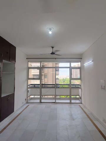 2 BHK Apartment For Rent in Ansal Sushant Estate, Sector 52