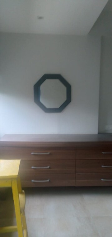 Furnished Amenities in 2 BHK Apartment at Tardeo – for Rent