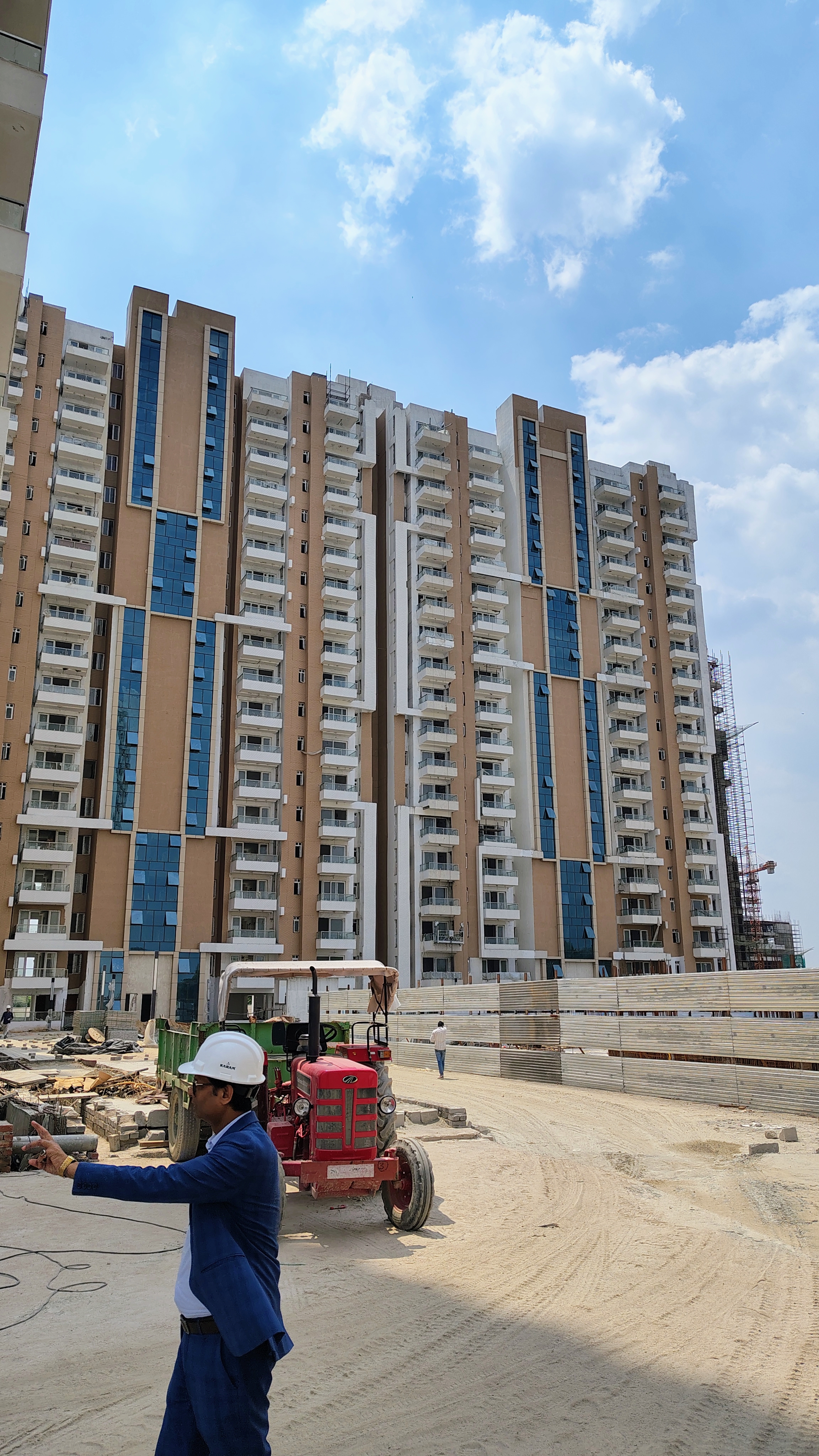 3 BHK + Pooja Room,Servant Room Apartment For Sale in Kashish Manor One