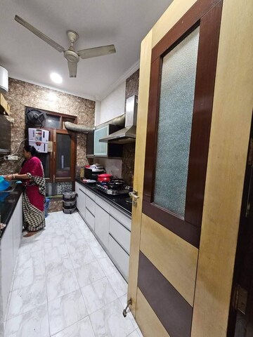 Kitchen in 3 BHK Builder Floor at M2K The White House, Sector 57 – for Rent