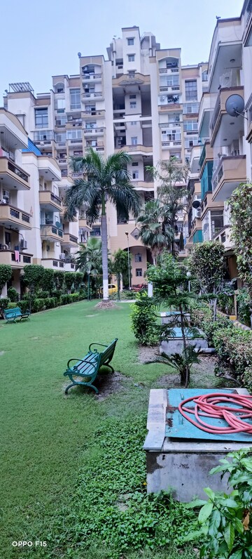 2 BHK Apartment For Sale in Parsvnath Edens, Alpha Ii Greater Noida