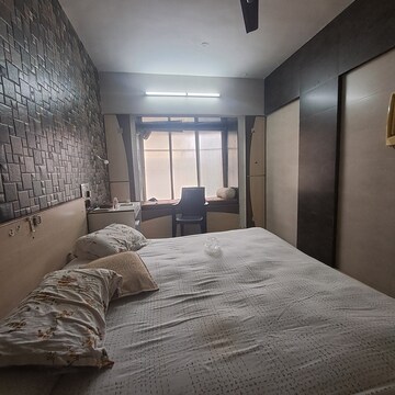 Master Bedroom in 2 BHK Apartment at Liberty Garden, Malad West – for Rent