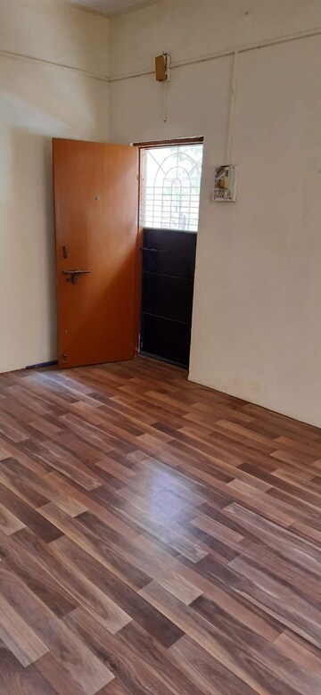Room in 1 BHK Apartment at Westend Mall, Aundh – for Rent