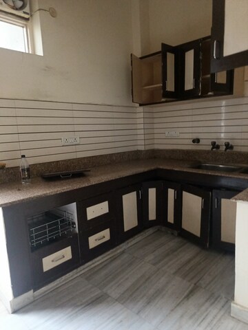 Kitchen in 1 BHK Independent House at Sector 36 – for Rent