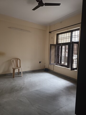 Room in 1 BHK Independent House at Sector 36 – for Rent