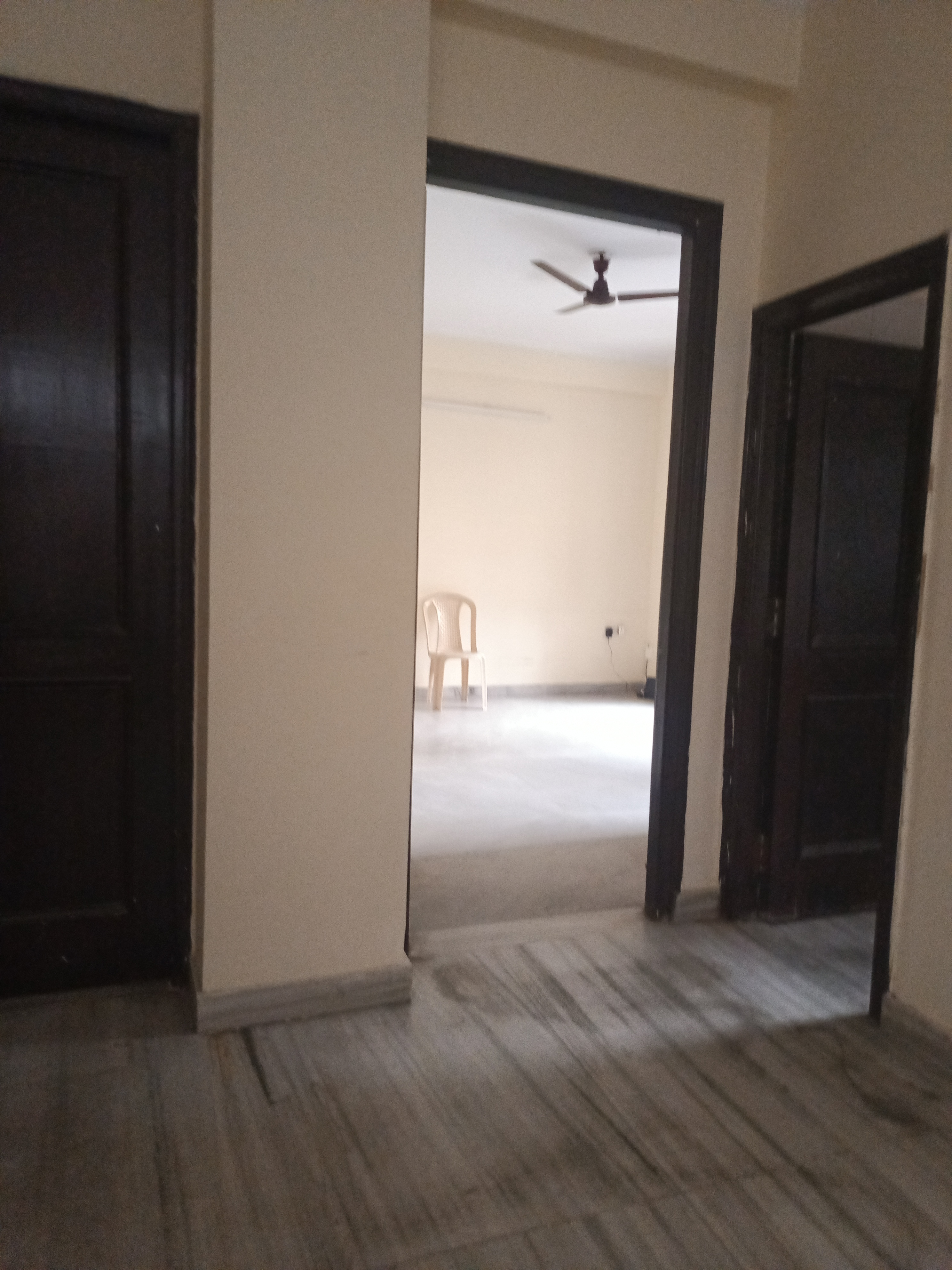 1 BHK Independent House For Rent in Sector 36