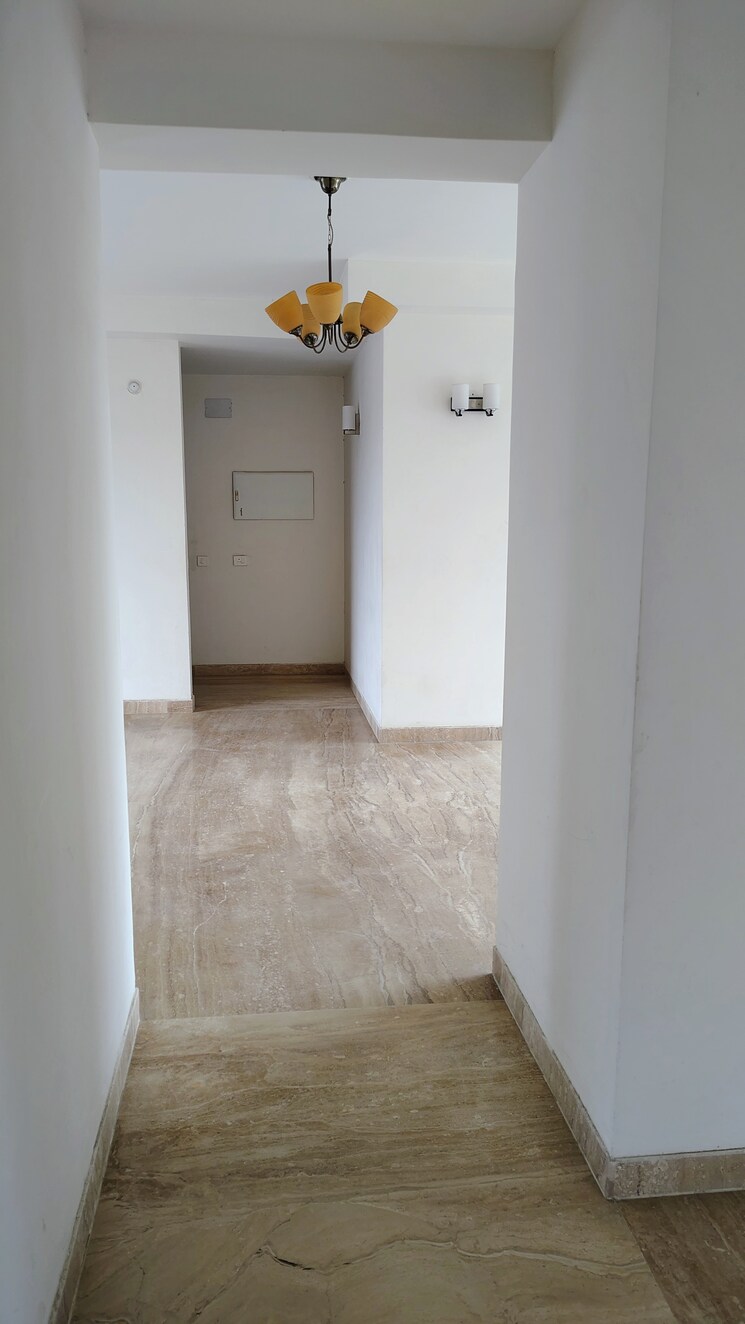 Room, kashish-manor-one 3 Bedroom 2325 Sq.Ft. Apartment In Sector 111 Gurgaon 8946617