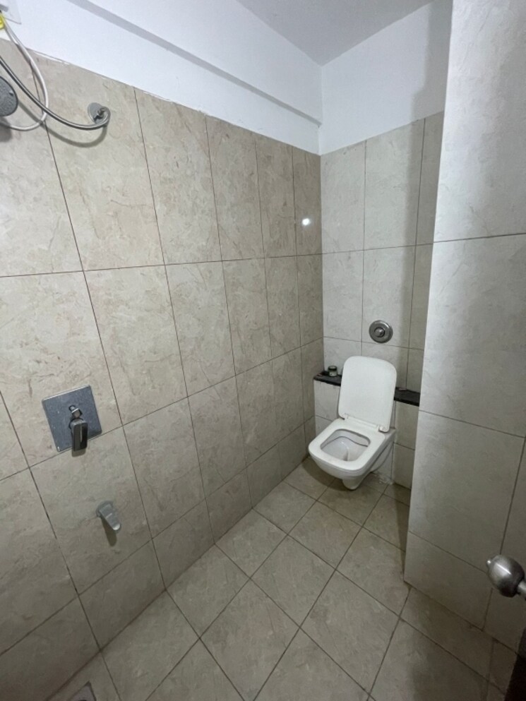 Bathroom, vaishnavi-sahil-vighnesh 2 Bedroom 780 Sq.Ft. Apartment In Wakad Pune 8946622