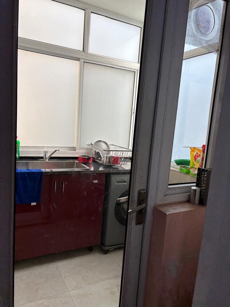 Kitchen, paras-irene 3 Bedroom 2150 Sq.Ft. Apartment In Sector 70a Gurgaon 8946751