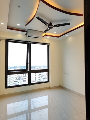 Room in 3 BHK Apartment at Mukundapur – for Rent