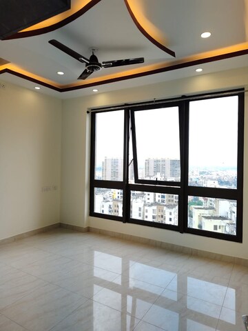 Room in 3 BHK Apartment at Mukundapur – for Rent
