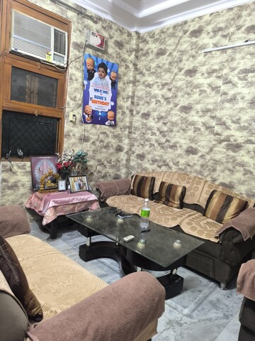 Living Room in 1 BHK Builder Floor at Rohini Sector 7 – for Rent