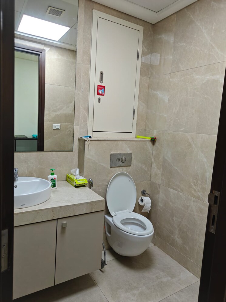 Bathroom, bombay-realty-island-city-center-icc 4 Bedroom 2900 Sq.Ft. Apartment In Wadala Mumbai 8946779