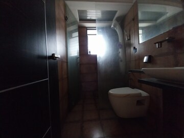 Bathroom in 3 BHK Apartment at Paradise Sai Mannat, Kharghar – for Rent
