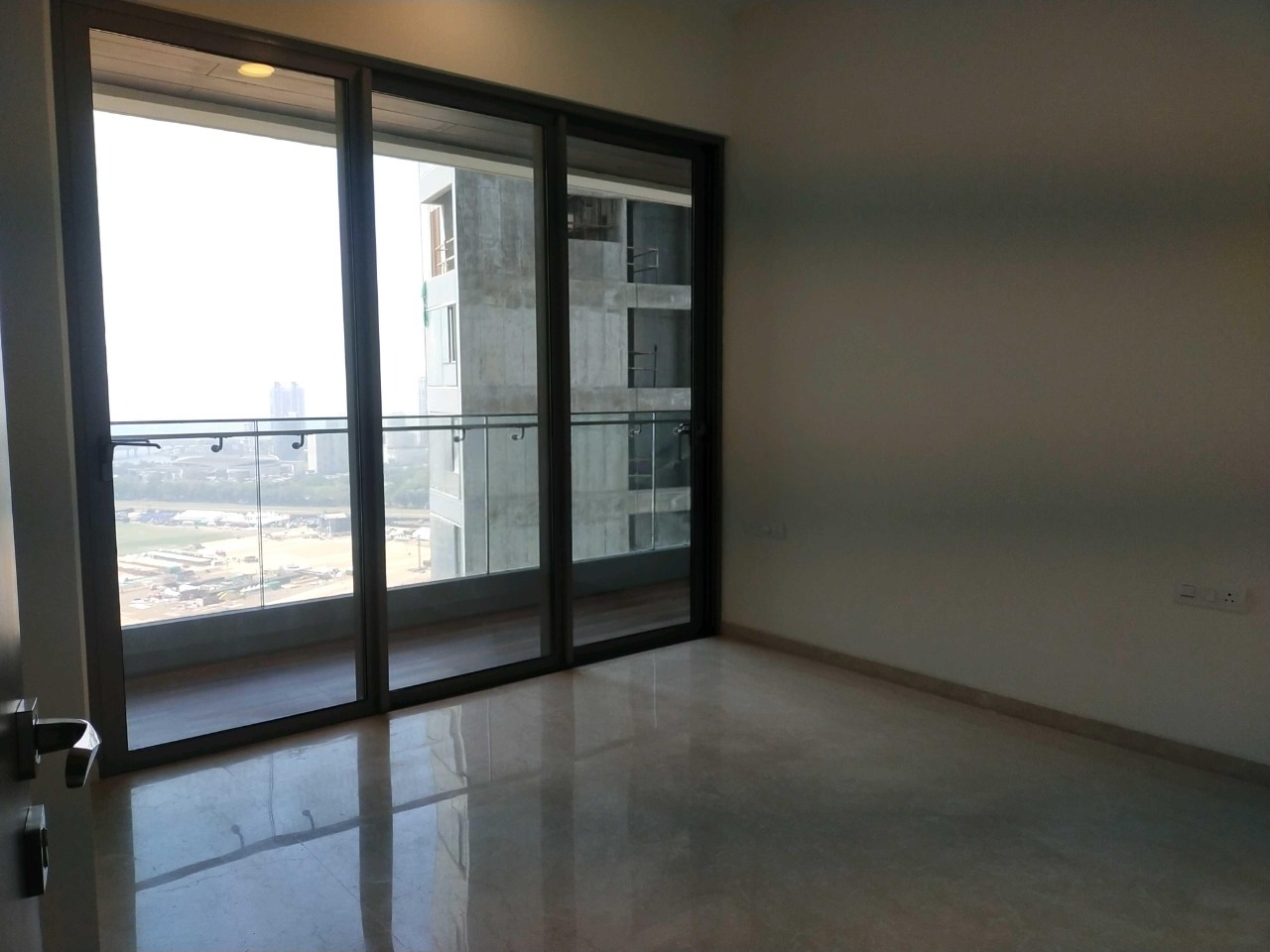 3 BHK + Servant Room,Study Room Apartment For Sale in Piramal Mahalaxmi