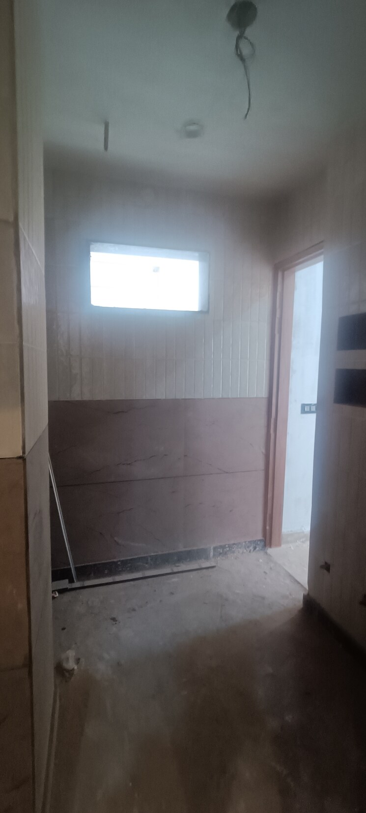 Bathroom, rohini sector 7 4 Bedroom 150 Sq.Mt. Builder Floor In Rohini Sector 7 Delhi 8946837