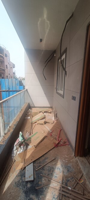 Balcony in 4 BHK Builder Floor at Rohini Sector 7 – for Sale