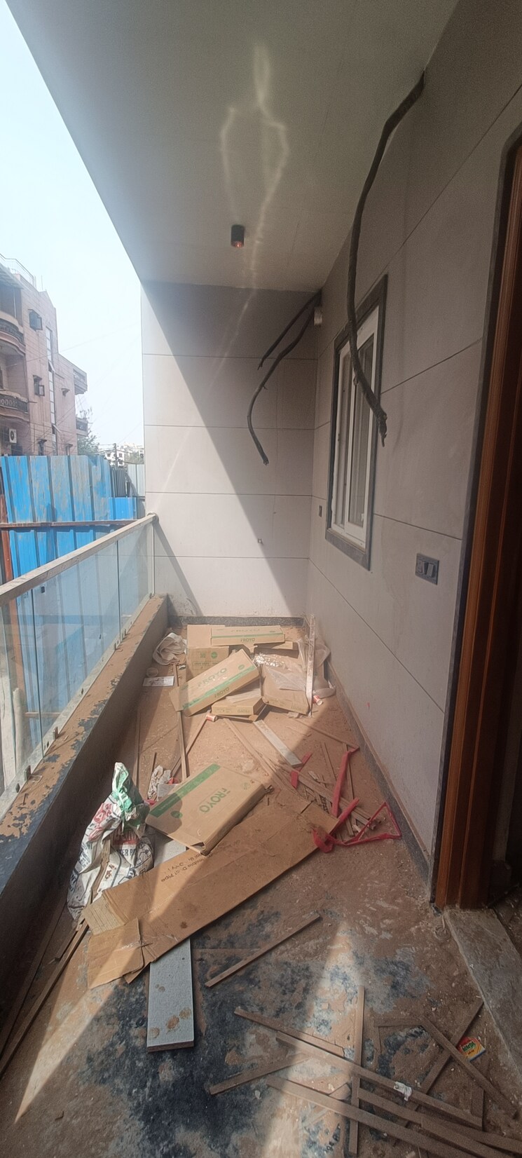 Balcony, rohini sector 7 4 Bedroom 150 Sq.Mt. Builder Floor In Rohini Sector 7 Delhi 8946837