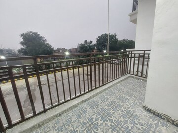 2 BHK Apartment For Sale in SLF Anushree, Sector 75