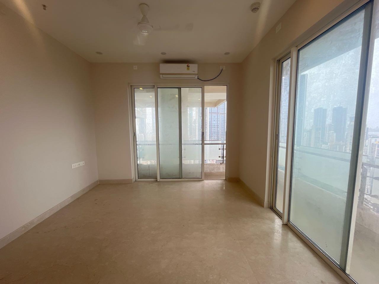 3 BHK + Servant Room Apartment For Sale in Indiabulls Sky Forest