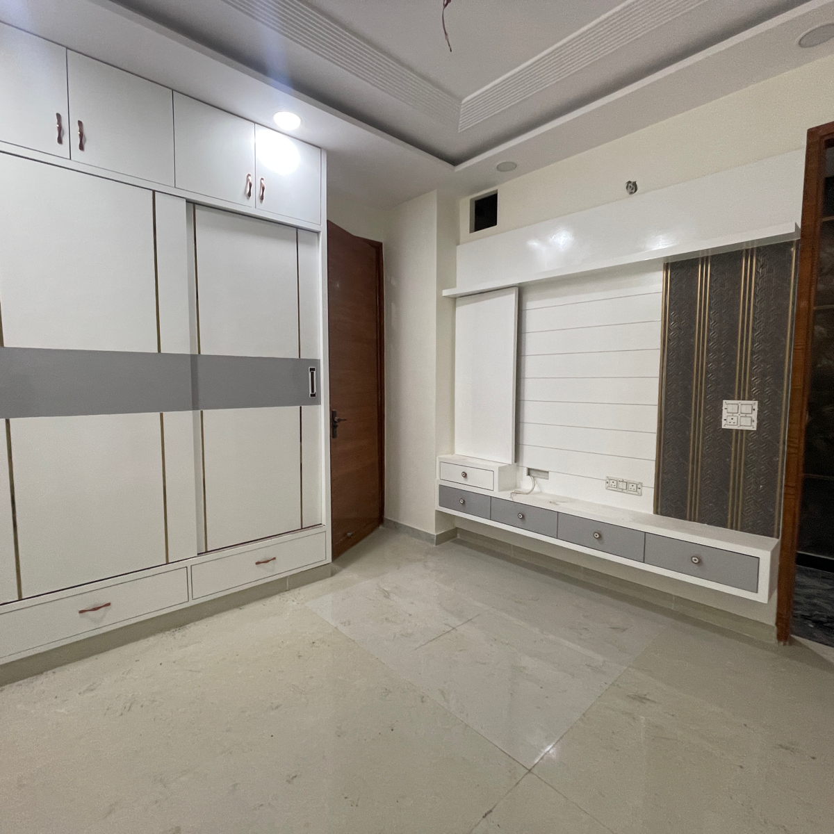 2 BHK Builder Floor For Sale in Rohini Sector 24 