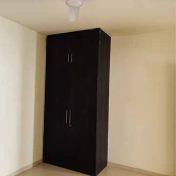 Room in 3 BHK Apartment at Tulip Violet, Palda Dhaani – for Rent