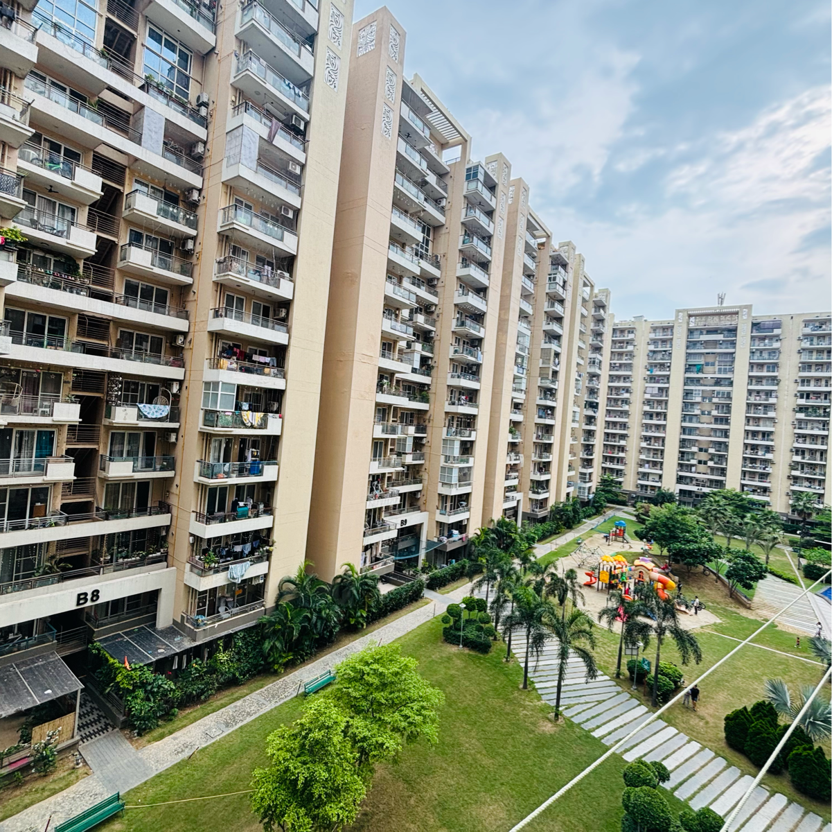 3 BHK + Pooja Room Apartment For Rent in Tulip Violet