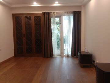 Living Room in 4 BHK Builder Floor at Hauz Khas Enclave – for Rent